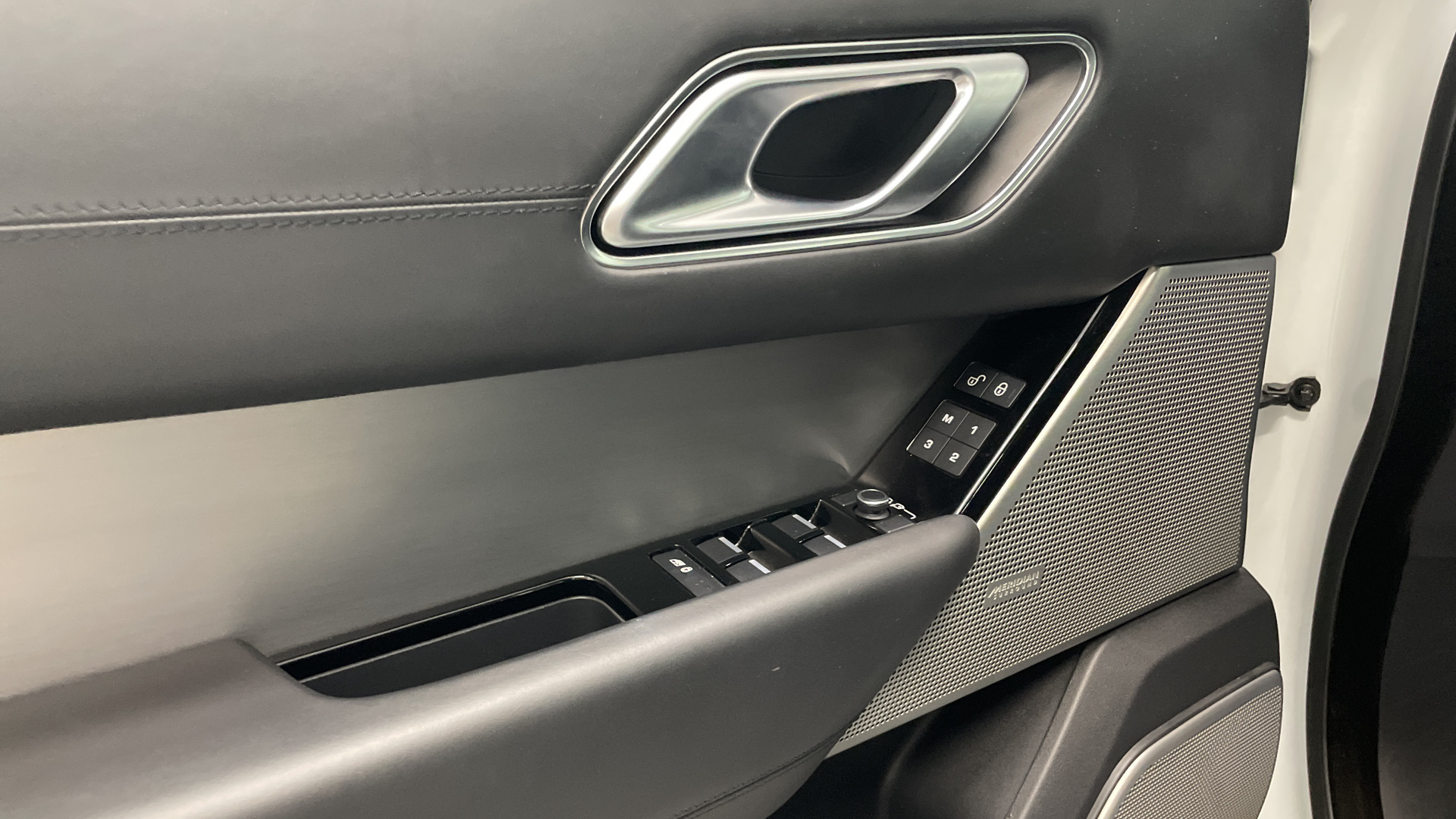 Land Rover Range Rover Velar 5.0 V8 - 28