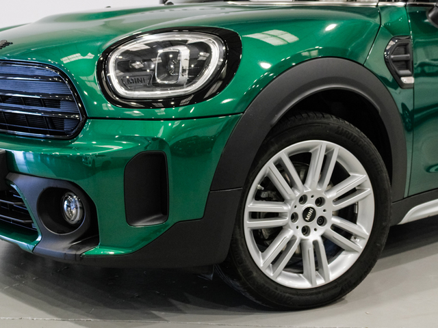 fotoG 5 del MINI MINI Countryman Cooper 100 kW (136 CV) 136cv Gasolina del 2024 en Barcelona