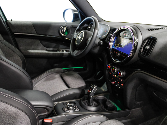 fotoG 7 del MINI MINI Countryman Cooper 100 kW (136 CV) 136cv Gasolina del 2024 en Barcelona