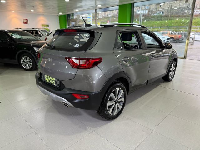 Kia Stonic 1.0 T-GDi MHEV iMT Concept 74 kW (100 CV)