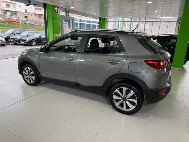 Kia Stonic 1.0 T-GDi MHEV iMT Concept 74 kW (100 CV)