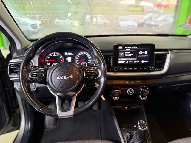 Kia Stonic 1.0 T-GDi MHEV iMT Concept 74 kW (100 CV)