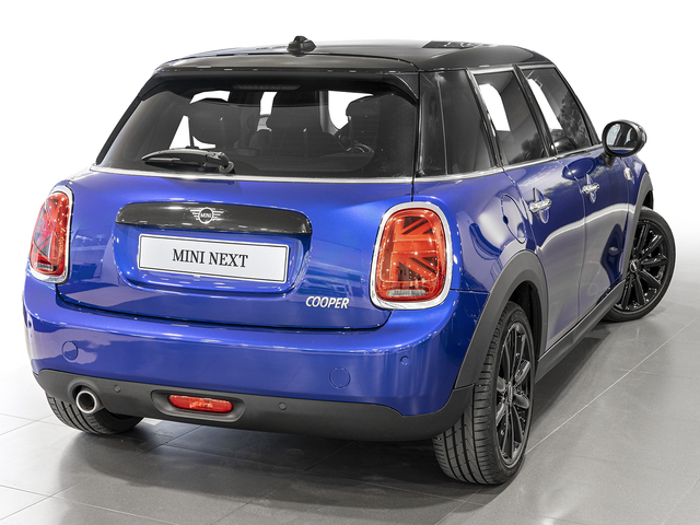 fotoG 3 del MINI MINI 5 Puertas Cooper 100 kW (136 CV) 136cv Gasolina del 2020 en Madrid