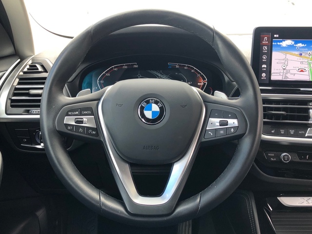 BMW X4 xDrive20d color Gris. Año 2022. 140KW(190CV). Diésel. En concesionario Vehinter Alcorcón de Madrid