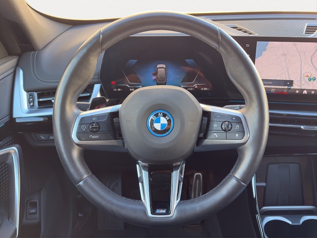 BMW iX1 eDrive20 color Gris. Año 2025. 150KW(204CV). Eléctrico. En concesionario FINESTRAT Automoviles Fersan, S.A. de Alicante