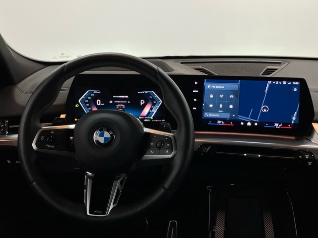 BMW X2 sDrive20i color Negro. Año 2024. 125KW(170CV). Híbrido Electro/Diesel. En concesionario Proa Premium Palma de Baleares