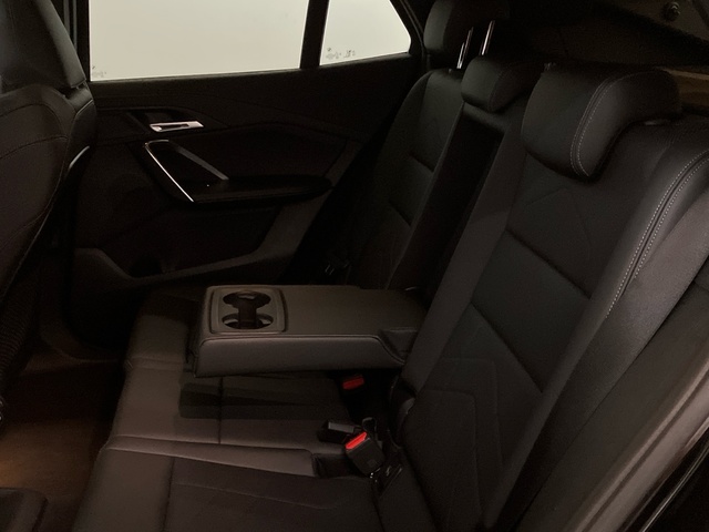 BMW X2 sDrive20i color Negro. Año 2024. 125KW(170CV). Híbrido Electro/Diesel. En concesionario Proa Premium Palma de Baleares