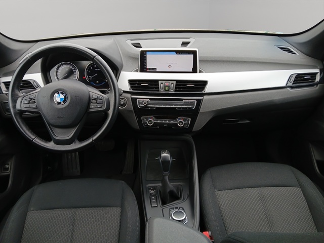 BMW X1 xDrive25e color Negro. Año 2020. 162KW(220CV). Híbrido Electro/Gasolina. En concesionario GANDIA Automoviles Fersan, S.A. de Valencia