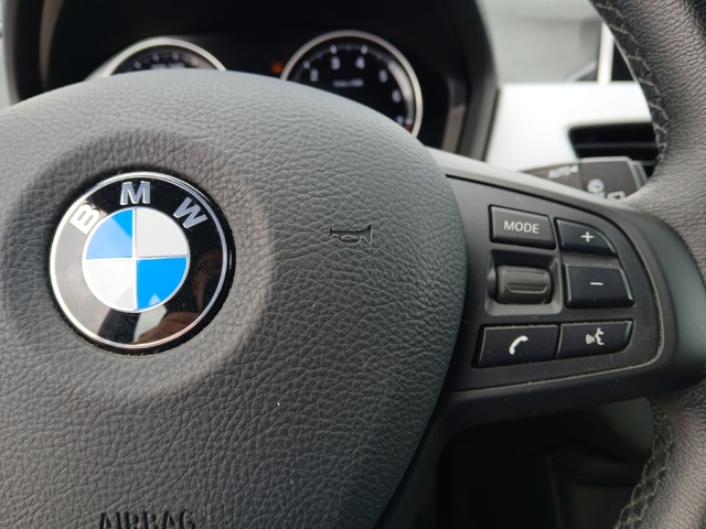 BMW X1 xDrive25e color Negro. Año 2020. 162KW(220CV). Híbrido Electro/Gasolina. En concesionario GANDIA Automoviles Fersan, S.A. de Valencia