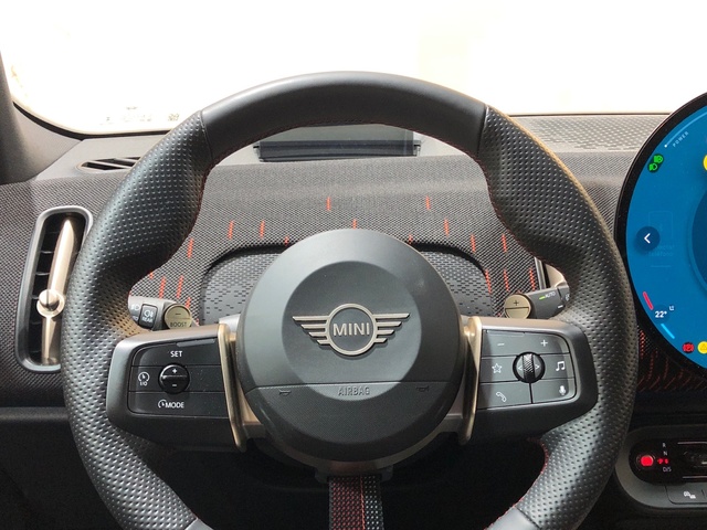 fotoG 13 del MINI MINI Countryman D 120 kW (163 CV) 163cv Diésel del 2024 en Madrid