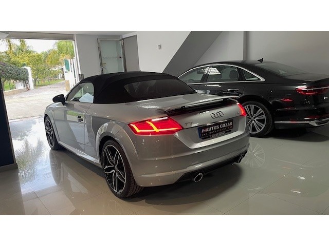 Audi TT Roadster S line edition 2.0 TDI ultra 135 kW (184 CV)