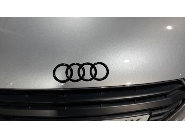 Audi TT Roadster S line edition 2.0 TDI ultra 135 kW (184 CV)