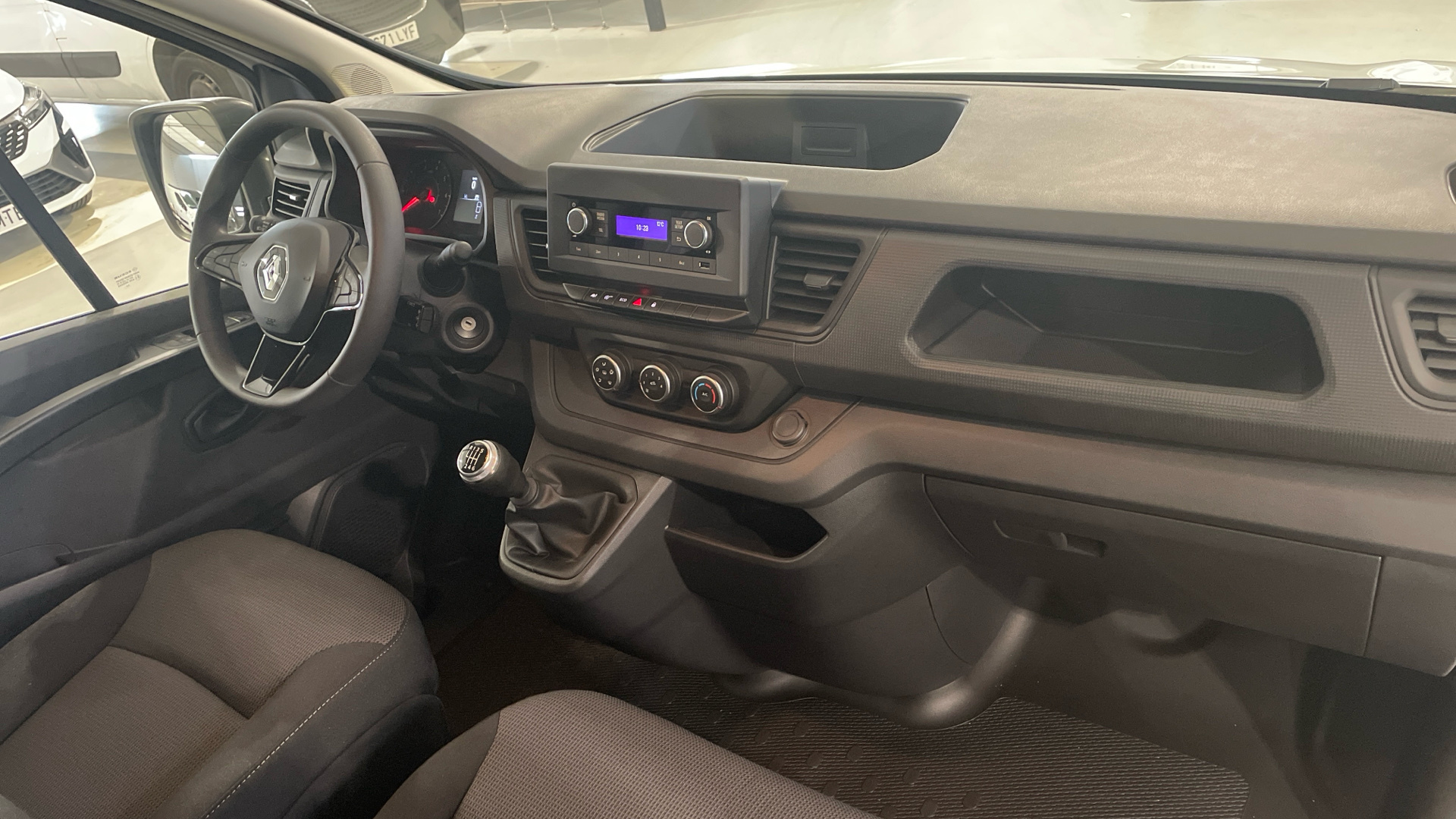 Renault Trafic Furgon BluedCi 130 - 7