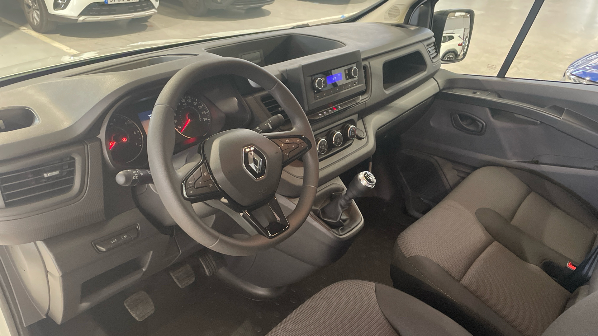 Renault Trafic Furgon BluedCi 130 - 8