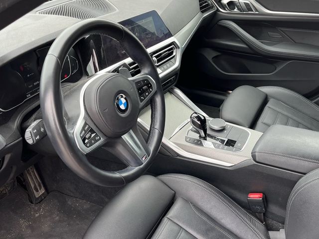 BMW Serie 4 420i Gran Coupe color Negro. Año 2022. 135KW(184CV). Gasolina. En concesionario Celtamotor Caldas Reis de Pontevedra
