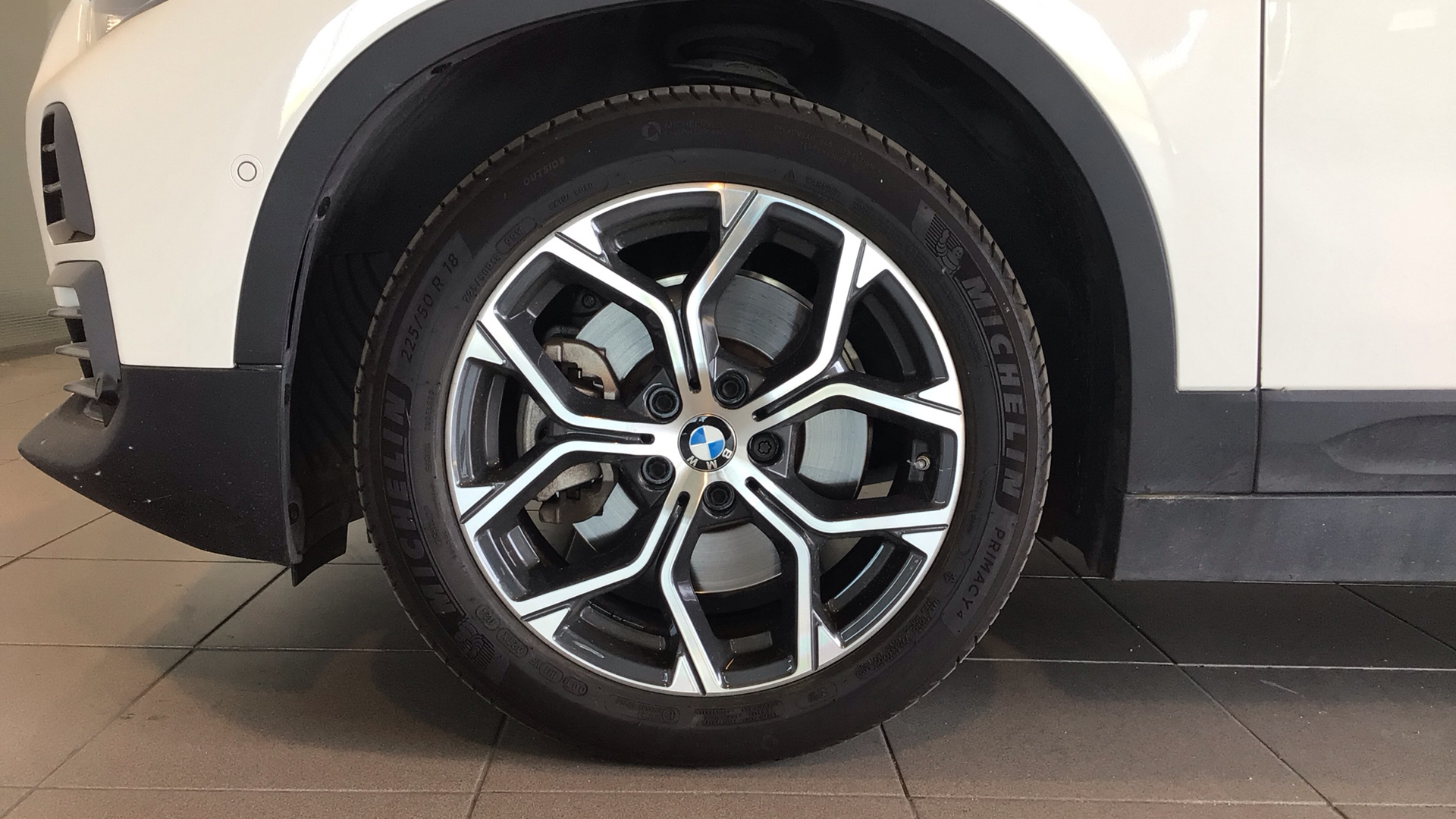 BMW X2 xDrive25e color Blanco. Año 2021. 162KW(220CV). Híbrido Electro/Gasolina. En concesionario BYmyCAR Madrid - Alcalá de Madrid