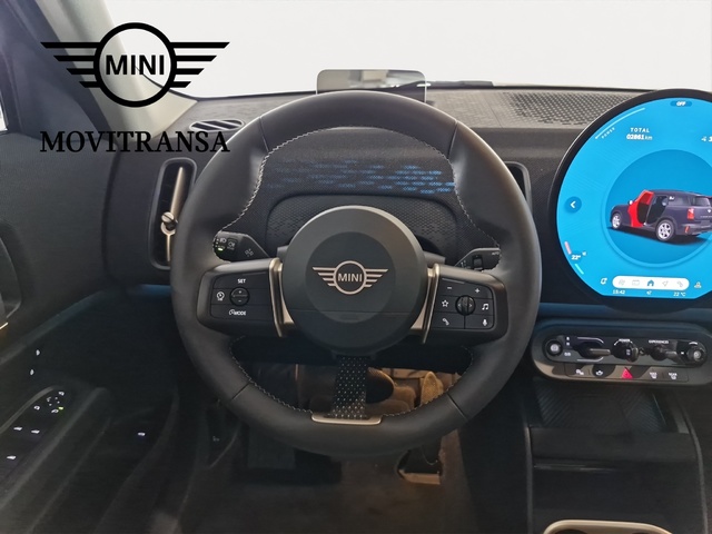 fotoG 12 del MINI MINI Countryman SE ALL4 230 kW (313 CV) 313cv Eléctrico del 2025 en Huelva