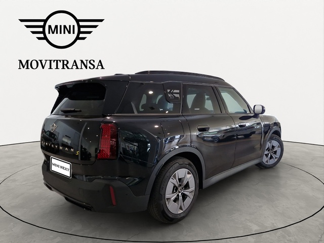 Foto 4 MINI  Countryman SE ALL4 230 kW (313 CV)
