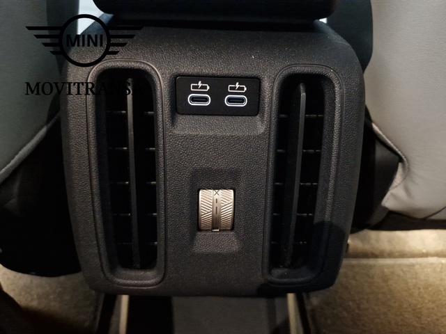 Foto 15 MINI  Countryman SE ALL4 230 kW (313 CV)