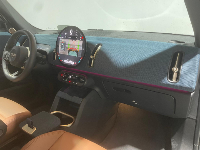 fotoG 7 del MINI MINI Countryman C 125 kW (170 CV) 170cv Gasolina del 2024 en Alicante