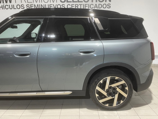 fotoG 13 del MINI MINI Countryman C 125 kW (170 CV) 170cv Gasolina del 2024 en Alicante