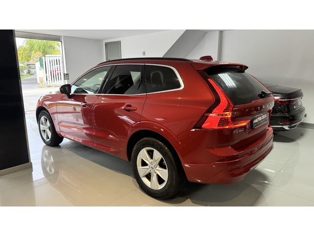 Volvo XC60 B4 D Core Auto 145 kW (197 CV)