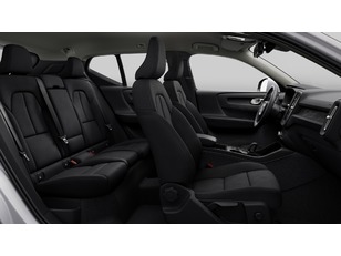 Volvo XC40 B3 G Essential Auto 120 kW (163 CV) - 17 Volvo XC40 B3 G Nuevo 120 KW (163CV) - 17