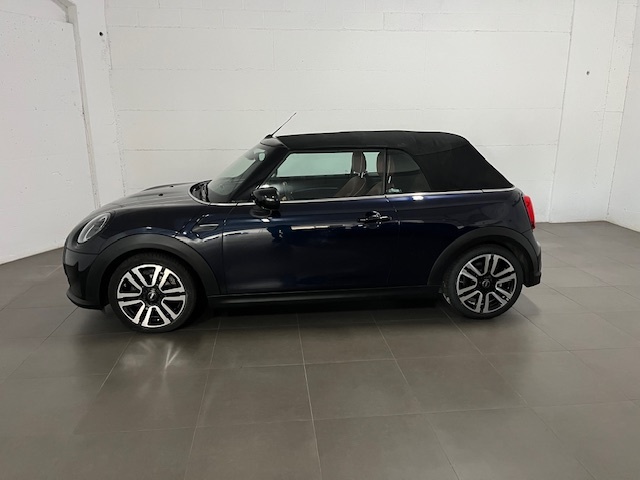 fotoG 2 del MINI MINI Cabrio Cooper 100 kW (136 CV) 136cv Gasolina del 2022 en Coruña