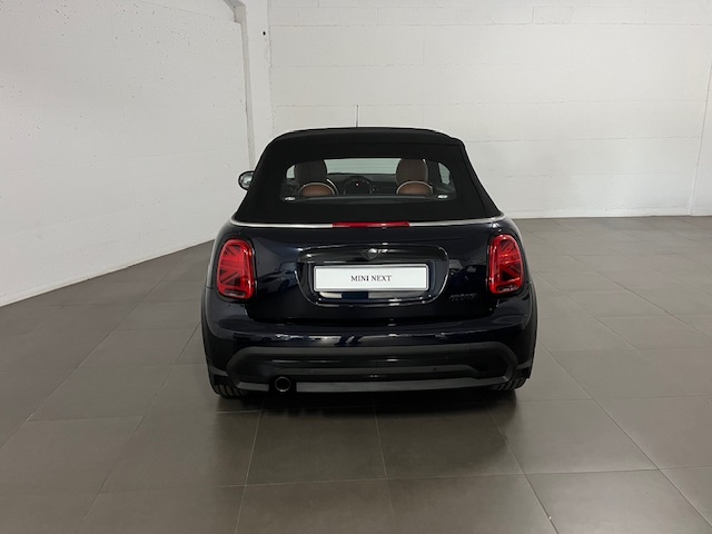 fotoG 4 del MINI MINI Cabrio Cooper 100 kW (136 CV) 136cv Gasolina del 2022 en Coruña