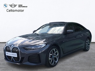 Fotos de BMW i4 eDrive40 color Gris. Año 2022. 250KW(340CV). Eléctrico. En concesionario Celtamotor Vigo de Pontevedra
