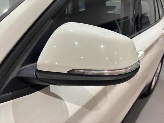 BMW X1 sDrive18d color Blanco. Año 2019. 110KW(150CV). Diésel. En concesionario Automotor Costa, S.L.U. de Almería