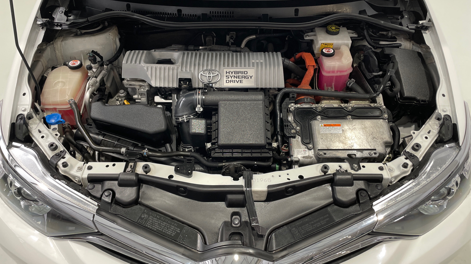 Toyota Auris 140H Hybrid - 15