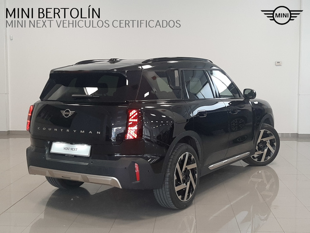 fotoG 3 del MINI MINI Countryman C 125 kW (170 CV) 170cv Gasolina del 2024 en Valencia