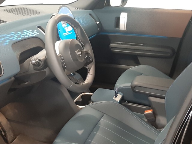 fotoG 21 del MINI MINI Countryman C 125 kW (170 CV) 170cv Gasolina del 2024 en Valencia