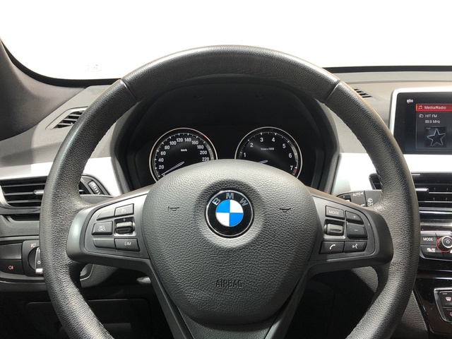 BMW X1 xDrive25e color Negro. Año 2021. 162KW(220CV). Híbrido Electro/Gasolina. En concesionario Movilnorte El Plantio de Madrid