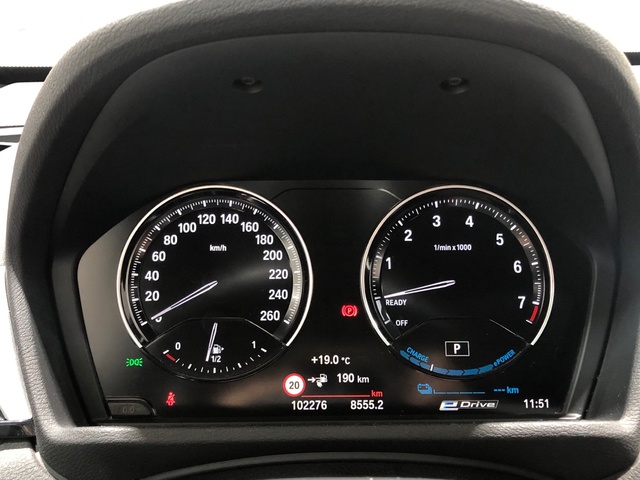 BMW X1 xDrive25e color Negro. Año 2021. 162KW(220CV). Híbrido Electro/Gasolina. En concesionario Movilnorte El Plantio de Madrid