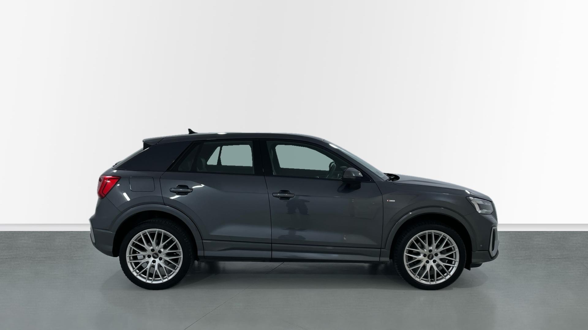 Audi Q2 35 TDI - 4