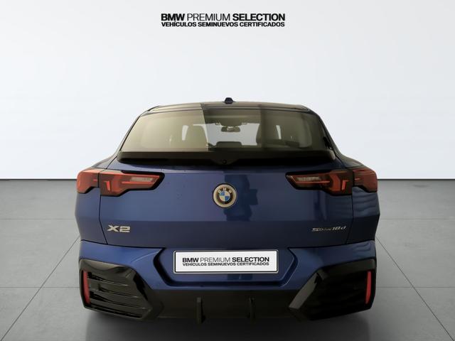 BMW X2 sDrive18d color Azul. Año 2024. 110KW(150CV). Diésel. En concesionario Automotor Premium Velázquez - Málaga de Málaga