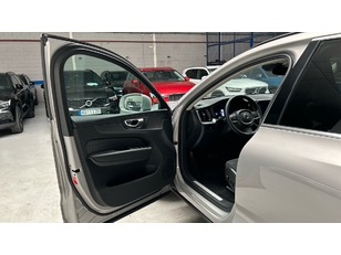 Volvo XC60 B4 D Core Auto 145 kW (197 CV) - 27 Volvo XC60 B4 D Ocasión 145 KW (197CV) - 27