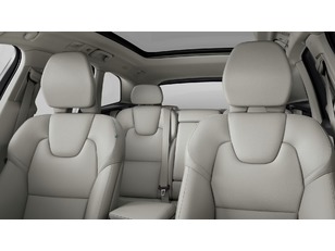 Volvo XC60 B5 G Plus Dark AWD Auto 184 kW (250 CV) - 4 Volvo XC60 B5 G Nuevo 184 KW (250CV) - 4