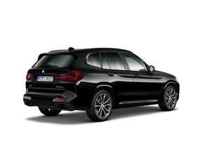 Fotos de BMW X3 xDrive20d color Negro. Año 2024. 140KW(190CV). Diésel. En concesionario Movilnorte El Plantio de Madrid