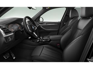 Fotos de BMW X3 xDrive20d color Negro. Año 2024. 140KW(190CV). Diésel. En concesionario Movilnorte El Plantio de Madrid