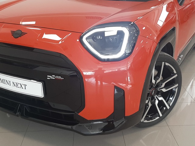 fotoG 5 del MINI MINI Aceman SE 160 kW (218 CV) 218cv Eléctrico del 2024 en Valencia