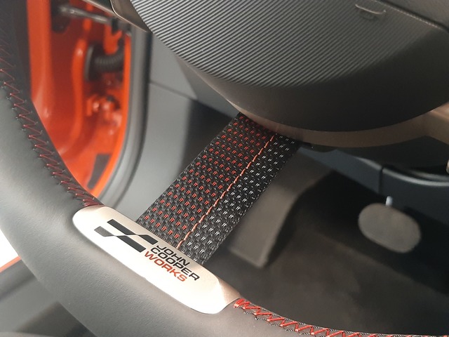fotoG 30 del MINI MINI Aceman SE 160 kW (218 CV) 218cv Eléctrico del 2024 en Valencia
