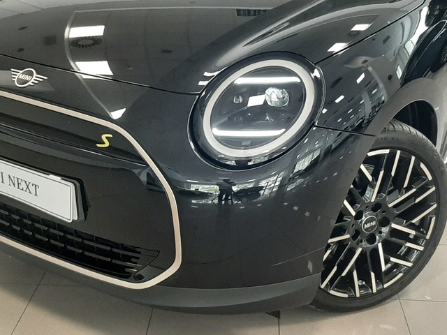 fotoG 37 del MINI MINI 3 Puertas Cooper SE 160 kW (218 CV) 218cv Eléctrico del 2024 en Valencia