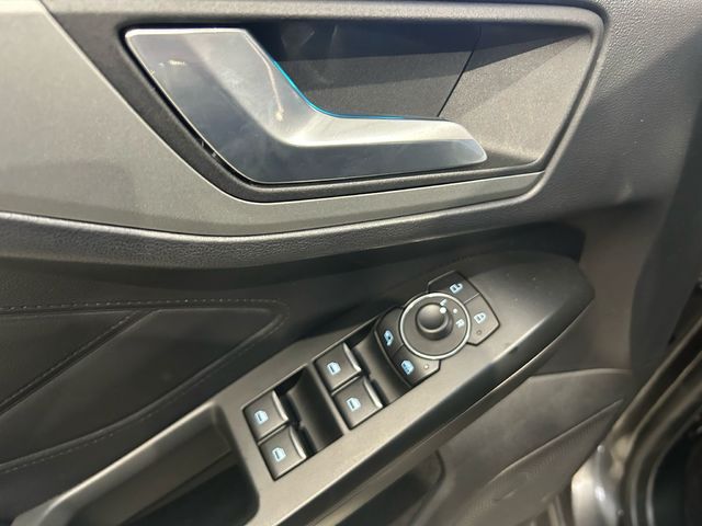Ford Focus 1.0 Ecoboost MHEV ST-Line Design SIP 92 kW (125 CV)