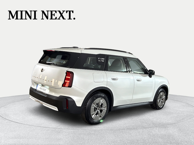 fotoG 3 del MINI MINI Countryman E 150 kW (204 CV) 204cv Eléctrico del 2024 en Sevilla
