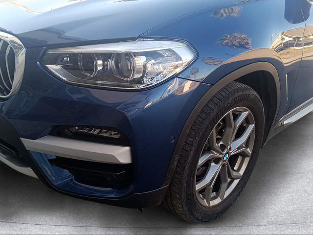 BMW X3 xDrive20d color Azul. Año 2021. 140KW(190CV). Diésel. En concesionario San Rafael Motor, S.L. de Córdoba