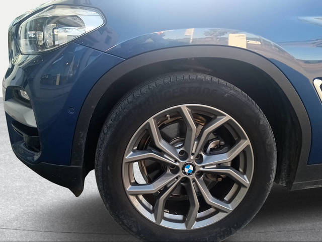 BMW X3 xDrive20d color Azul. Año 2021. 140KW(190CV). Diésel. En concesionario San Rafael Motor, S.L. de Córdoba