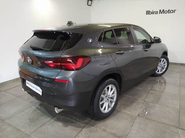 BMW X2 sDrive18d color Gris. Año 2021. 110KW(150CV). Diésel. En concesionario Ilbira Motor | Granada de Granada